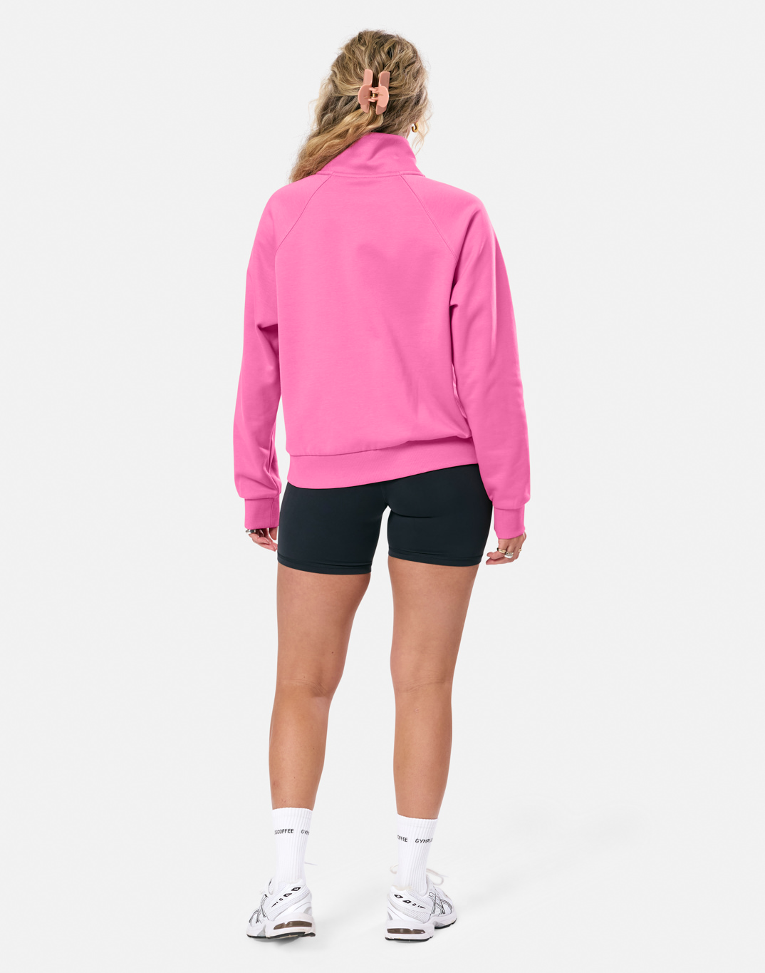 Clubhouse Quarter Zip in Sangria Sunset