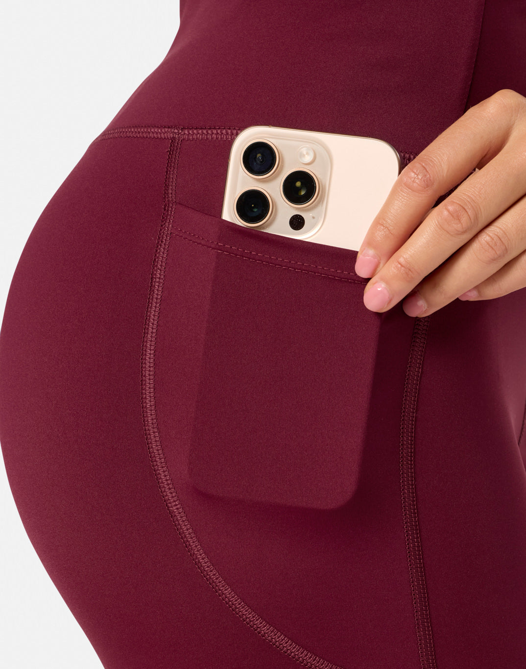 Relentless 7/8 Legging in Cherry Crush