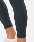 Swift 7/8 Legging in Midnight Grey